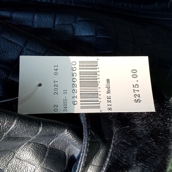 Wilson's Medium Black Leather Woman's Jacket - Picture 3 of 8